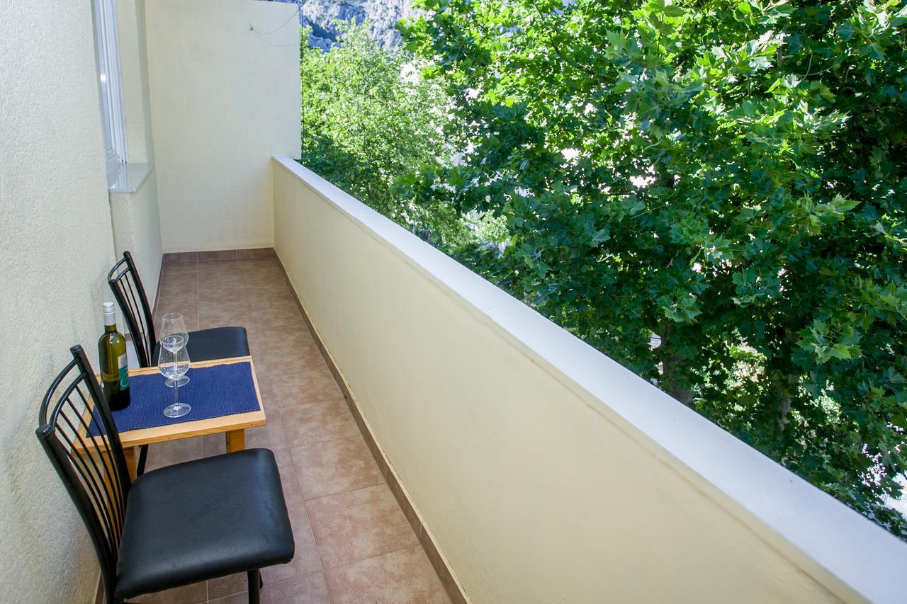Apartment Omis Holiday Extérieur photo
