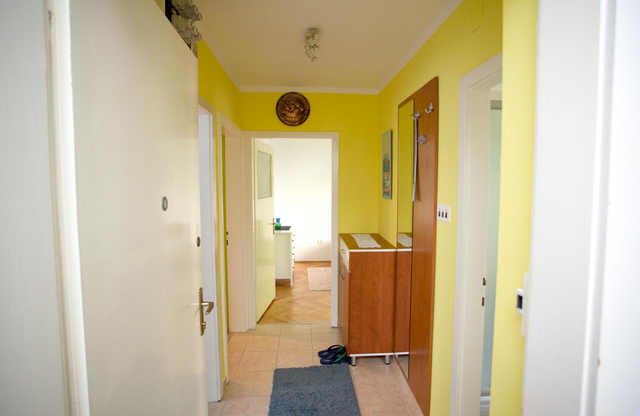 Apartment Omis Holiday Extérieur photo