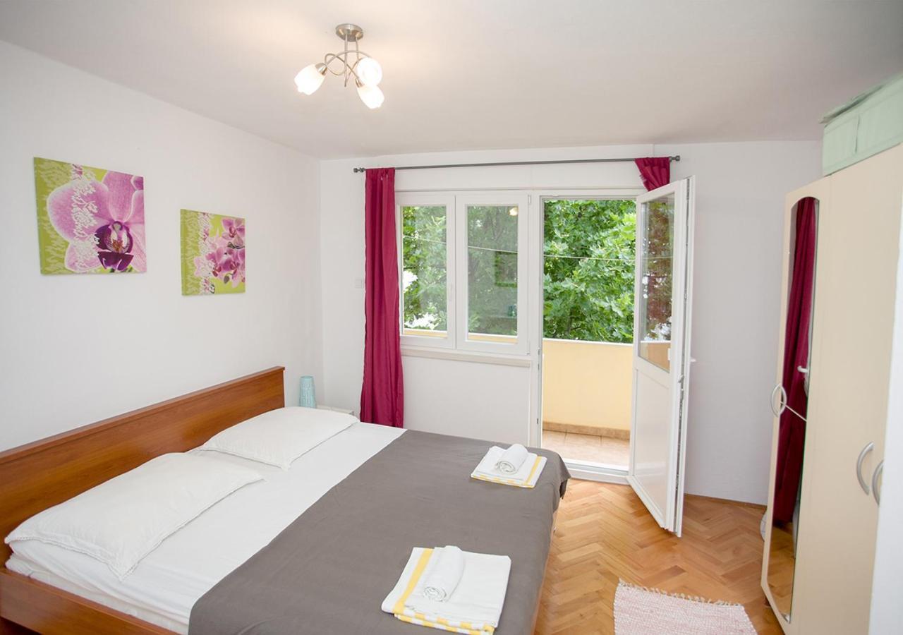 Apartment Omis Holiday Extérieur photo